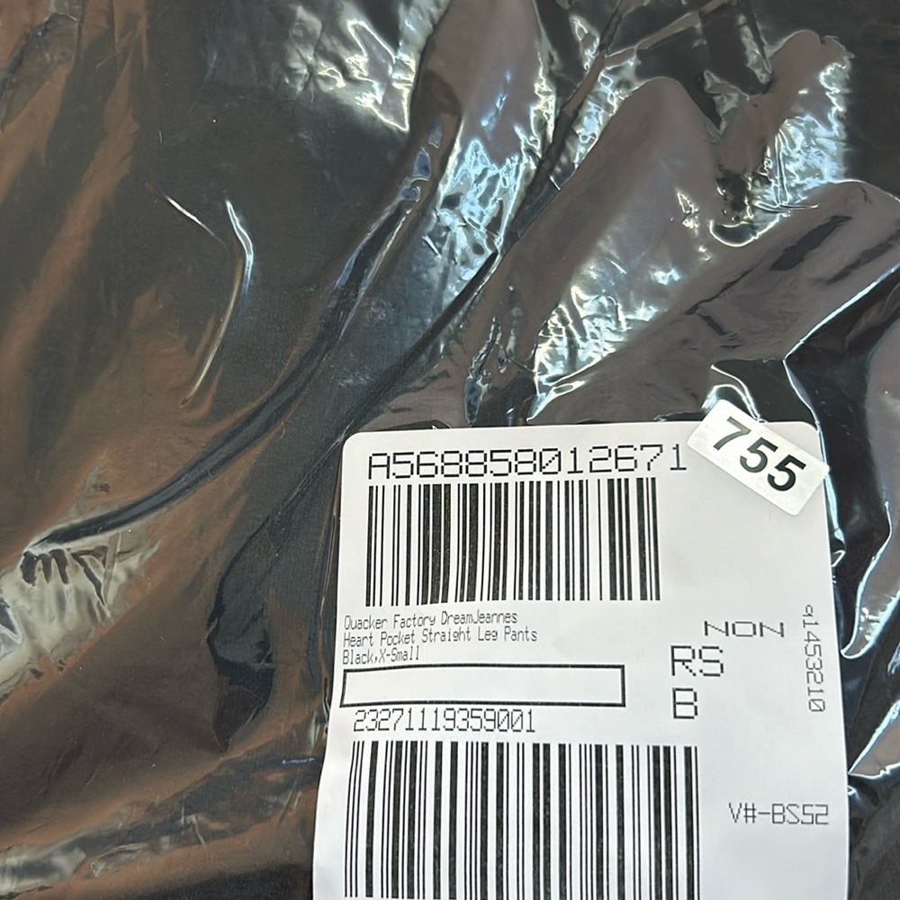 Quacker Factory Black DreamJeannes Heart Pocket Size X-Small - Picture 3 of 4